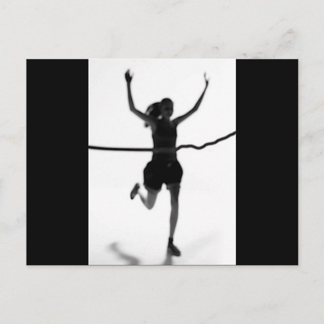 Postal Orgullo Chica en ejecución (Anverso)