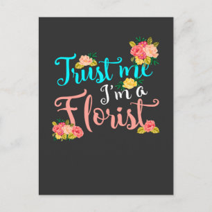 Postal Orgullosa florista cita a mujer jardinera de flore