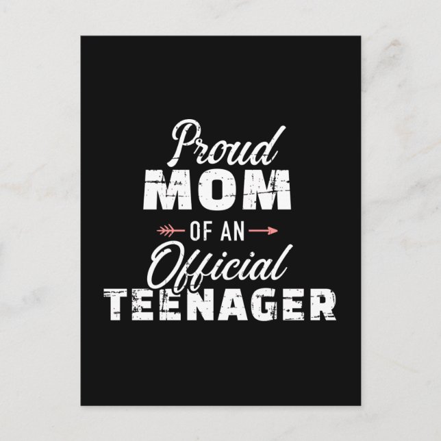 Postal Orgullosa mamá del cumpleaños 13 de un adolescente (Anverso)