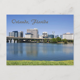 Postal Orlando, Florida desde el otro lado del lago Lucer