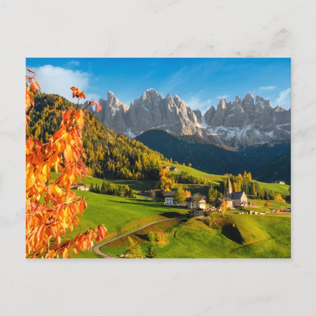 Postal Otoño en un paisaje Dolomita con iglesia (Anverso)