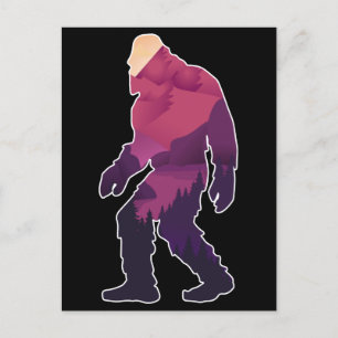 Postal Paisaje Forestal de Montaña Retro Bigfoot