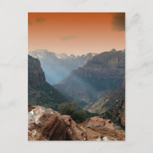 Postal Paisaje montañoso del Parque Nacional Zion