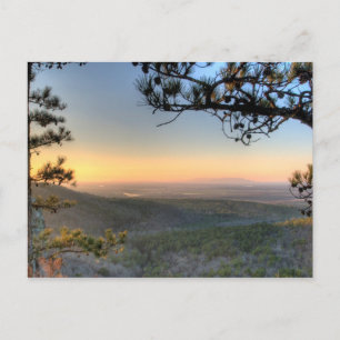 Postal Palisades con vistas al parque estatal Petit Jean