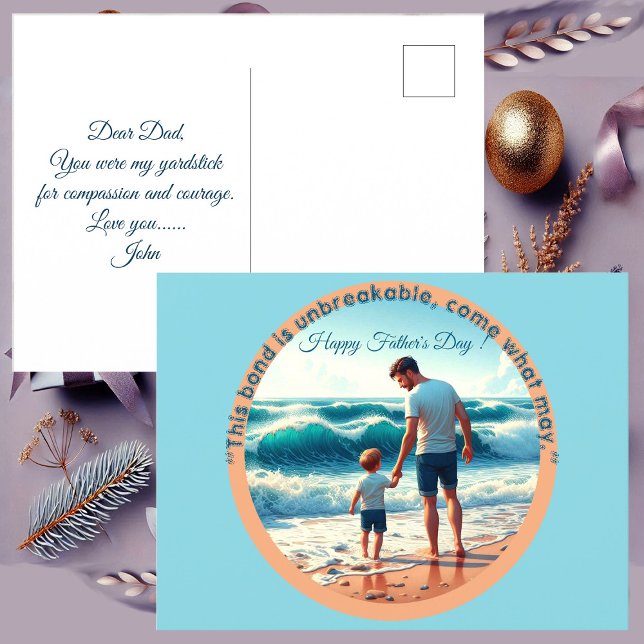 Postal Papá hijo se aferra a la cita del Día del Padre en (Dad Son Bonding on Beach Father's Day Quote Photo Postcard)