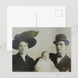 Postal Papi incómodo en la familia Bowler RPPC Foto de B&