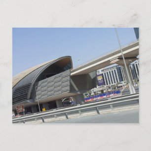 Postal parada de metro de dubai