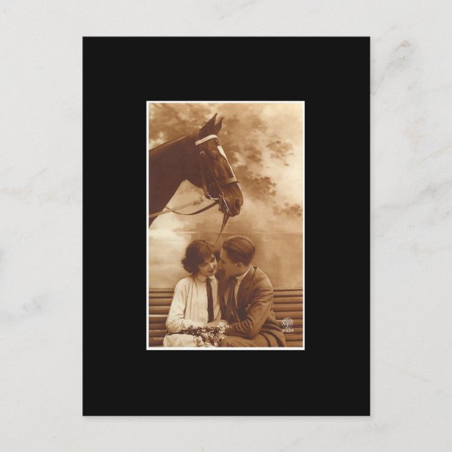Postal Pareja y caballo vintage (Anverso)