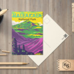 Postal Parque nacional Haleakala<br><div class="desc">Obra vectorial de Haleakala en un diseño de estilo de ventana. El parque lleva el nombre de Haleakalā,  un volcán inactivo dentro de sus límites.</div>