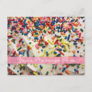 Postal Pastel al horno rosado de color y salpicado Cumple