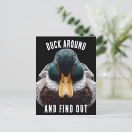 Postal Pato Enojado dice Pato Alrededor y Descubre
