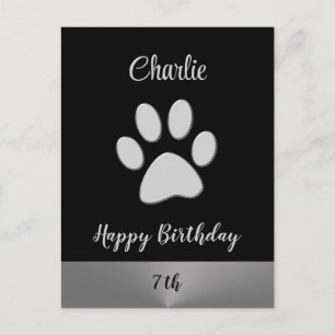 Postal Paw de perro plateado sobre fondo negro