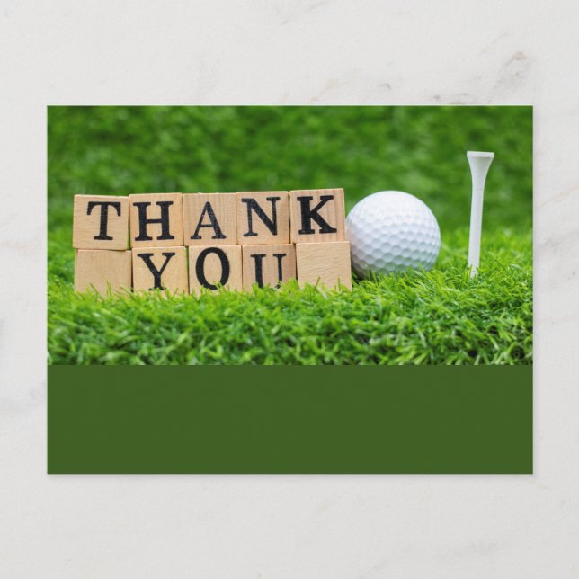 Postal Pelota de golf con la palabra gracias sobre hierba (Anverso)