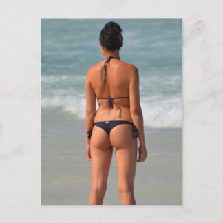 Postal Pequeña foto en bikini negro