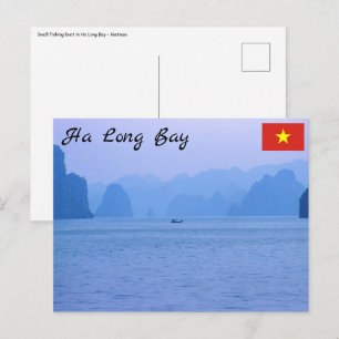 Postal Pequeño barco pesquero en la bahía de Ha Long - Vi