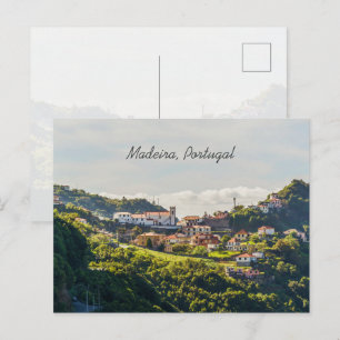 Postal Pequeño pueblo en la ladera, paisaje de Madeira