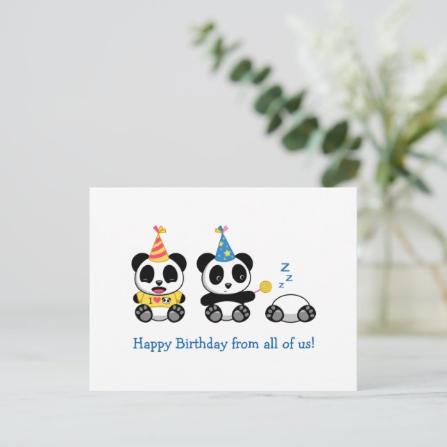 Postal Pequeños Pandas pequeños en cumpleaños blanco de t (Anverso de pie)