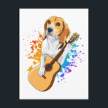 Postal Perro Beagle tocando guitarra acústica<br><div class="desc">Perro Beagle tocando guitarra acústica Músico genial Guitarrista Regalo de diseño familiar Postal estándar Colección clásica.</div>