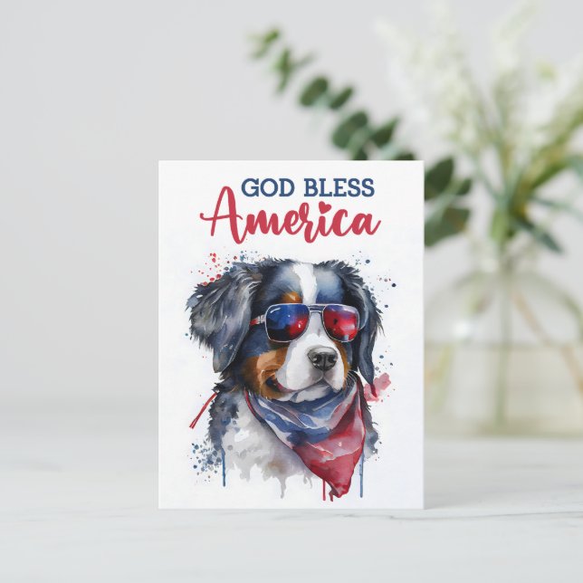 Postal Perro de montaña bernés, Dios bendiga América Tarj (Anverso de pie)