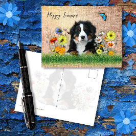 Postal Perro de montaña bernés en flores silvestres perso