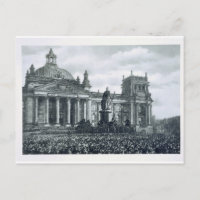 Philipp Scheidemann (1865-1939) da una dirección d
