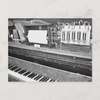 Postal Piano del reproductor antiguo