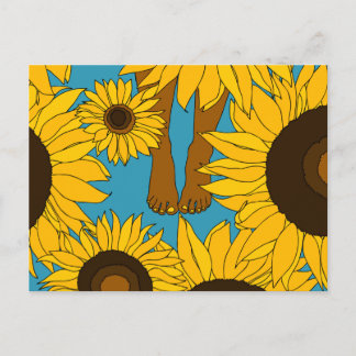Postal Pies desnudos en campo de girasol