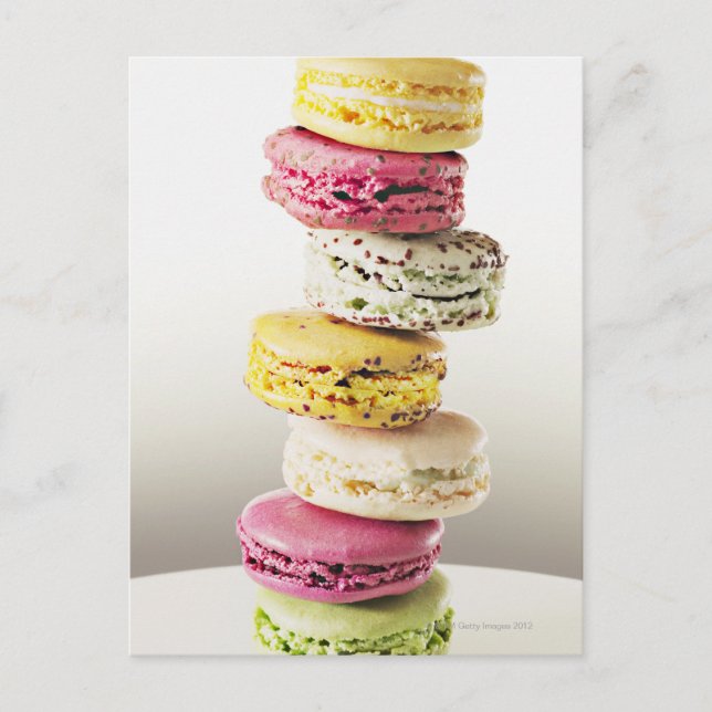 Postal Pila de macarons vibrantes (Anverso)