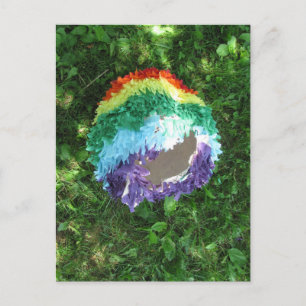 Postal Piñata arcoiris tras el fiesta