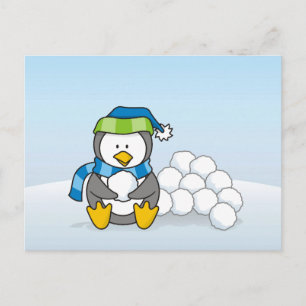 Postal Pingüino pequeño sentado con bolas de nieve