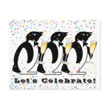 Pingüinos Brindando Celebran