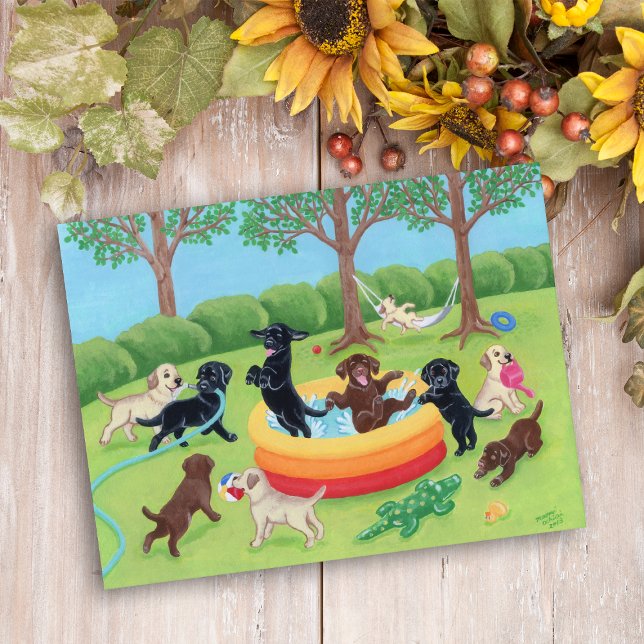 Postal Pintura de veraneantes divertidos (Summer Fun Labradors Painting Postcard for Labrador Owners.  Whimsical Labrador dog design.)