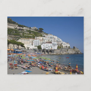 Postal Playa en Amalfi, Campania, Italia