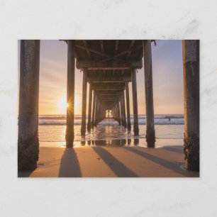 Postal Playa Pismo, California Vista bajo el muelle