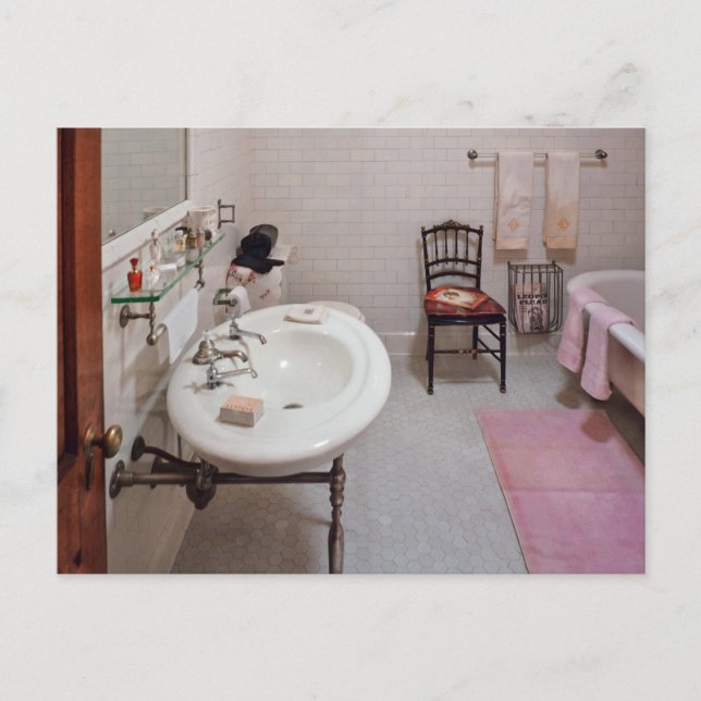 Postal Plumber - El Cuarto de Baño (Anverso)