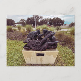 Postal Poderosa obra de arte del memorial de guerra