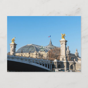 Postal Pont Alexandre III y Grand Palais en un día solead