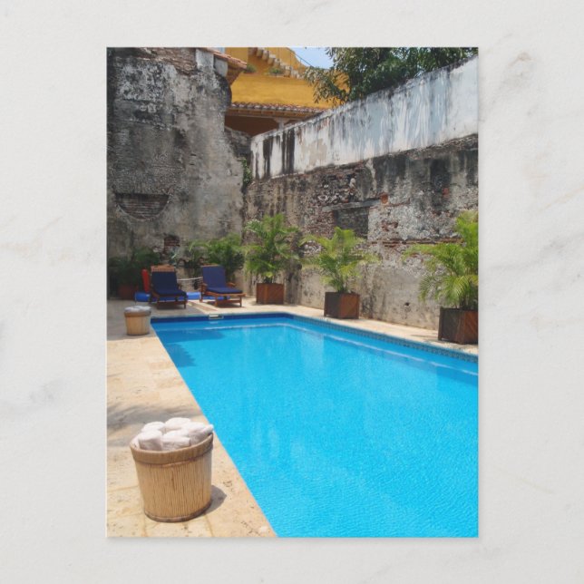 Postal Poolside en Colombia Postcard (Anverso)