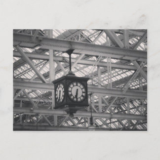 Postal Por la mañana en la estación central de Glasgow