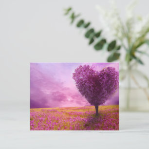 Postal Postcard - Árbol con forma de corazón floreciente 