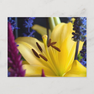 Postal Postcard del arreglo de flores de Lily