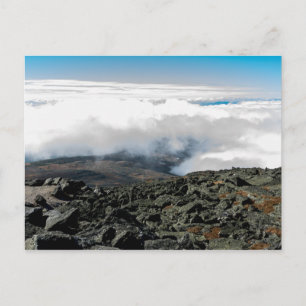Postal Postcarta sobre el terreno rocoso de la Cumbre de 