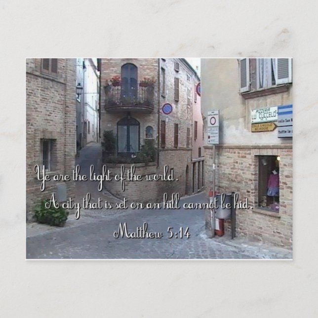 Postal Pueblo italiano con calle de las escrituras (Anverso)