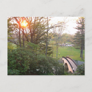 Postal Puente arco iris atardecer en el Grove City Colleg