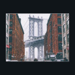 Postal Puente de Brooklyn en invierno (Nueva York, NY)<br><div class="desc">Toma increíble del Puente de Brooklyn durante una nevada.</div>