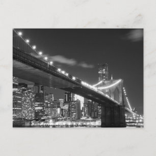 Postal Puente de Brooklyn y Manhattan Skyline At Night