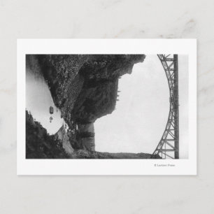 Postal Puente de río crudo en foto del centro de Oregón