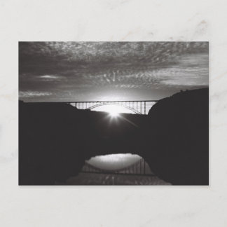 Postal Puente errino sobre el cañón del río Serpiente