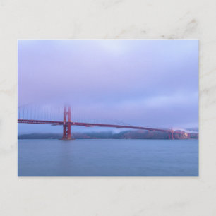 Postal Puente Golden Gate en Niebla al Amanecer