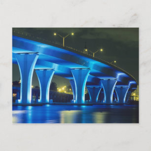 Postal Puente nocturno en el Puerto de Miami, Florida